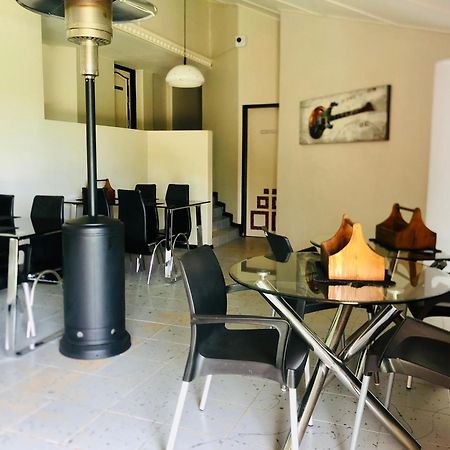 Lodge Bellagio Mthatha Buitenkant foto