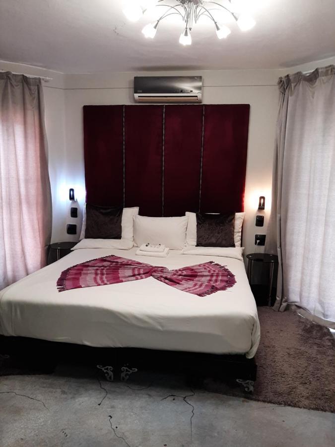 Lodge Bellagio Mthatha Buitenkant foto