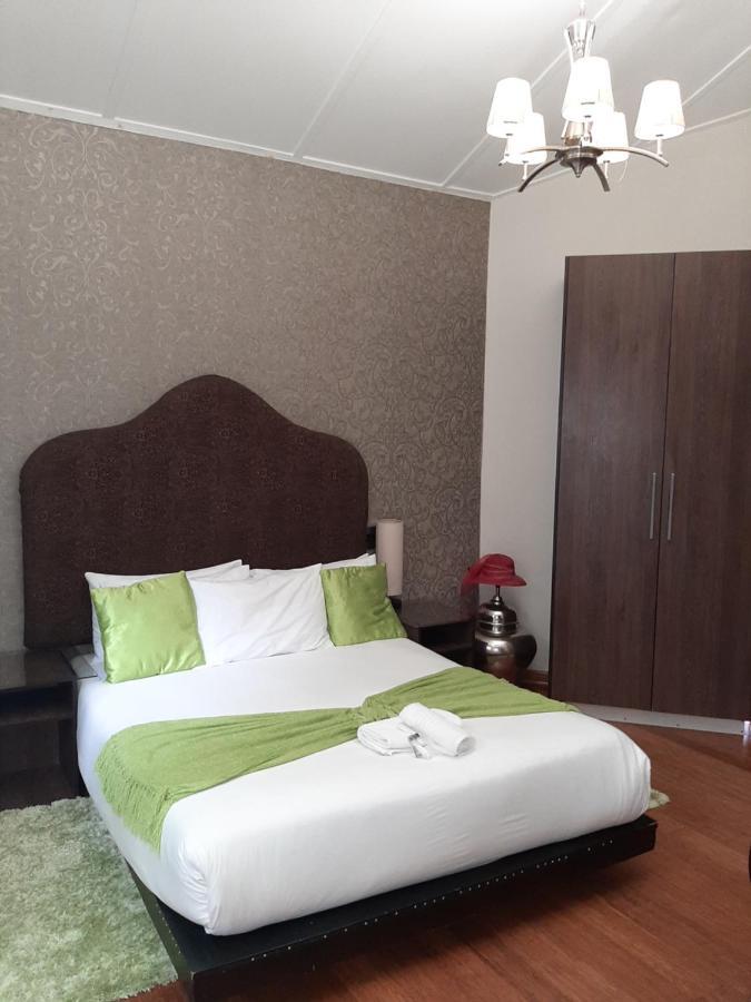 Lodge Bellagio Mthatha Buitenkant foto