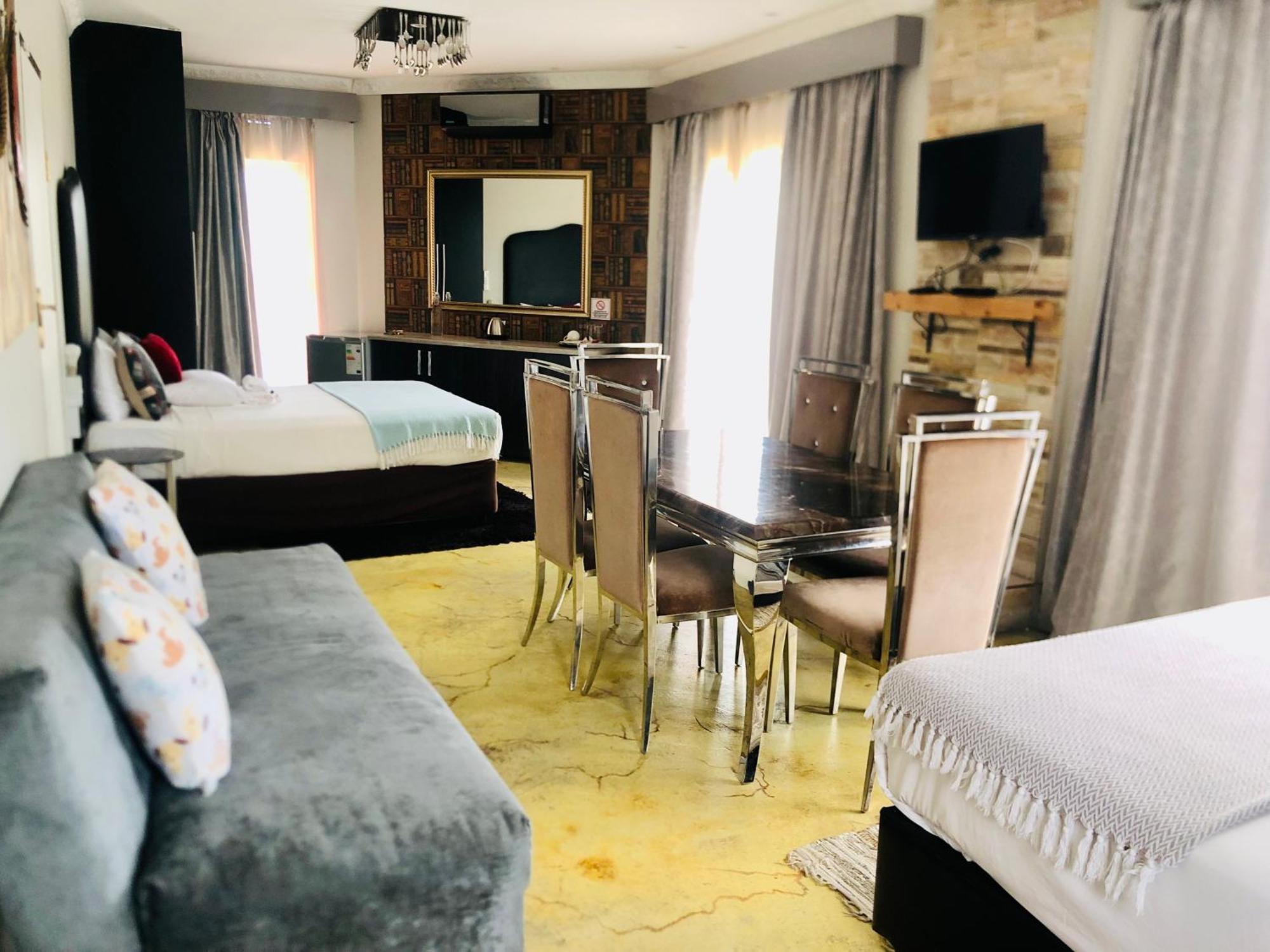 Lodge Bellagio Mthatha Buitenkant foto